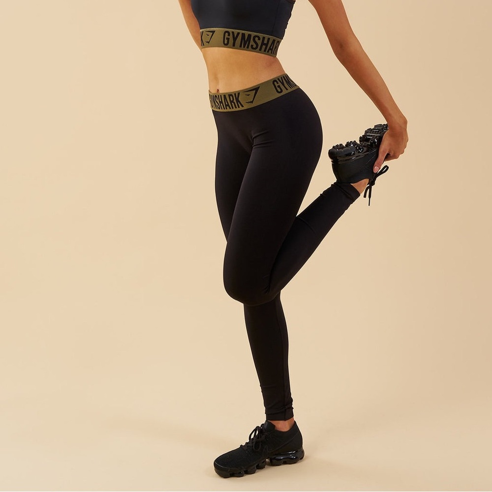 GYMSHARK "Fit" Collection Basic Black Leggings Size S Contrasting Khaki Band